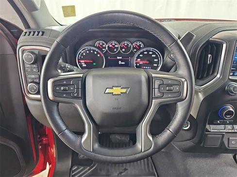 Certified 2022 Chevrolet Silverado 1500 LT image 22
