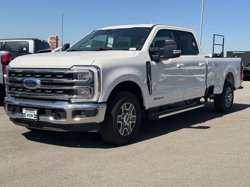 New 2026 Ford F250 Lariat RWD image 4