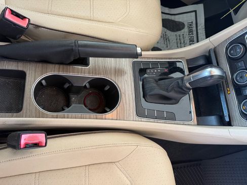 Used 2016 Volkswagen Passat 1.8T SE image 23