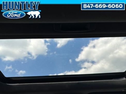 Used 2023 GMC Canyon AT4X AWD/4WD image 16