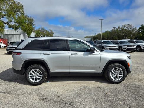 New 2026 Jeep Grand Cherokee Laredo X AWD/4WD image 7