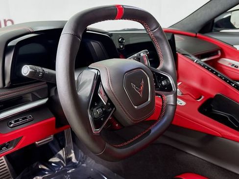 Used 2024 Chevrolet Corvette Stingray Premium Conv w/ Z51 Performance Package RWD image 11