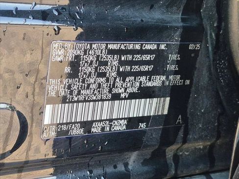 Used 2025 Toyota RAV4 XLE FWD image 25