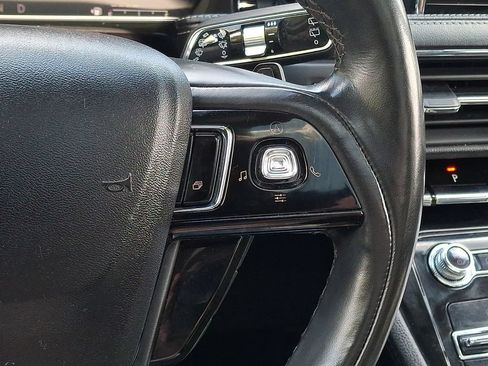 Certified 2021 Lincoln Corsair AWD w/ Premium Package image 22