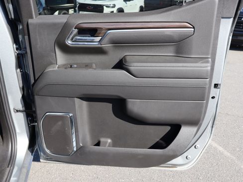 Used 2025 Chevrolet Silverado 1500 RST AWD/4WD image 32