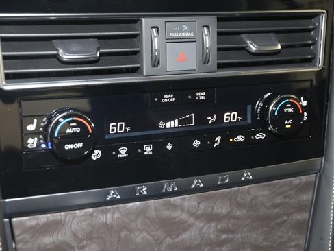 Used 2024 Nissan Armada Platinum w/ Captain's Chairs Package image 31