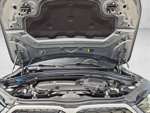 New 2027 BMW X2 xDrive28i AWD/4WD image 17