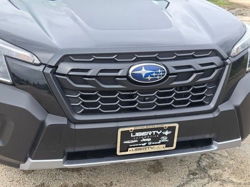 Certified 2025 Subaru Forester Wilderness AWD/4WD image 5