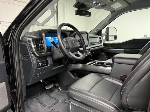 Used 2024 Ford F350 Lariat w/ Lariat Ultimate Package AWD/4WD image 17
