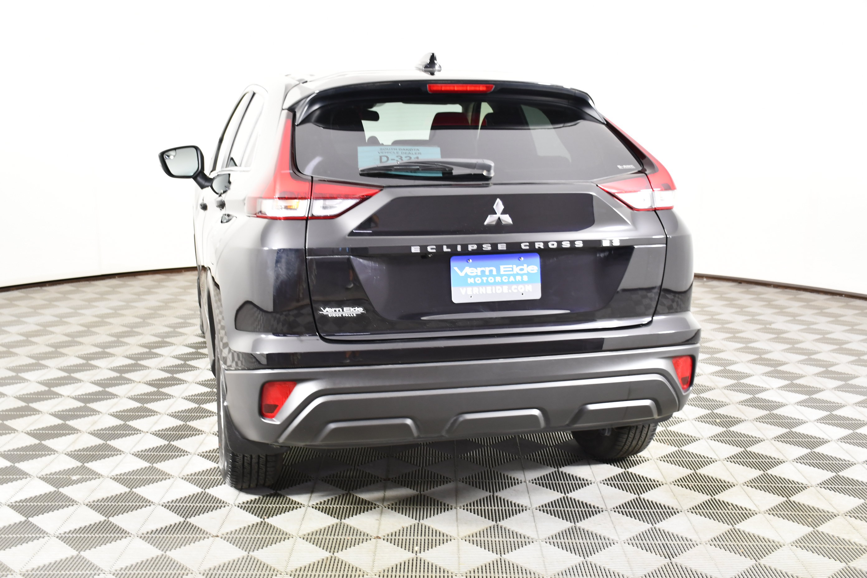 Used 2024 Mitsubishi Eclipse Cross ES AWD/4WD image 7