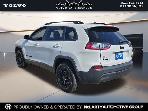 Used 2023 Jeep Cherokee Altitude Lux image 6