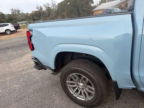 New 2026 Chevrolet Colorado LT image 11