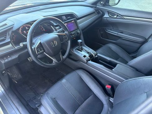 Used 2018 Honda Civic Sport Touring image 9