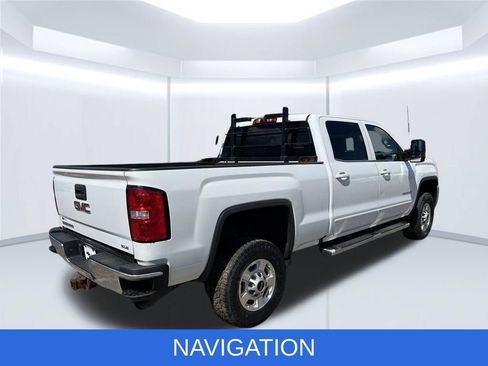 Used 2017 GMC Sierra 2500 SLE AWD/4WD image 6