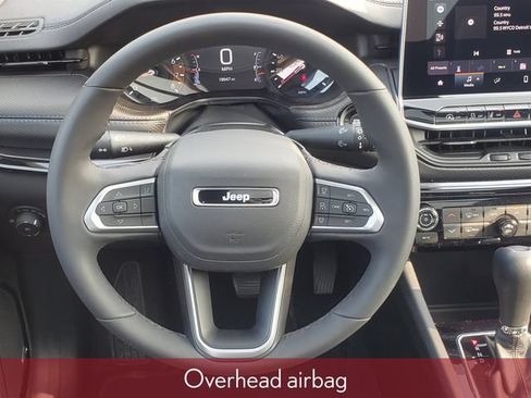 Used 2025 Jeep Compass Limited w/ Sun & Sound Group AWD/4WD image 27
