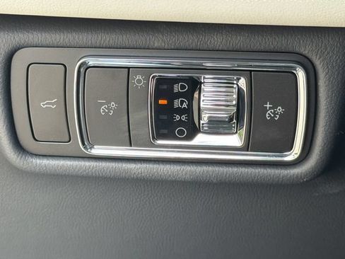 New 2026 Lincoln Aviator 2WD w/ Jet Appearance Package image 34