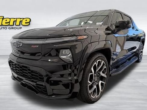 Used 2025 Chevrolet Silverado EV RST AWD/4WD image 1