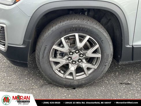 Used 2023 GMC Acadia SLE w/ LPO, Cargo Package AWD/4WD image 9