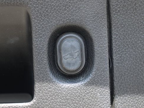 Used 2020 Cadillac Escalade ESV Luxury image 11