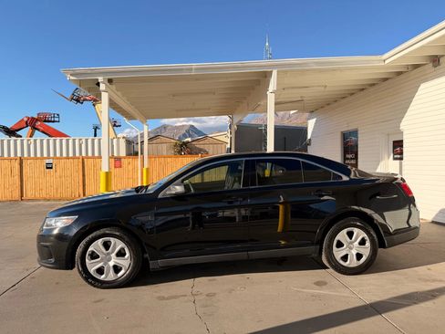 Used 2018 Ford Taurus Police Interceptor AWD image 4