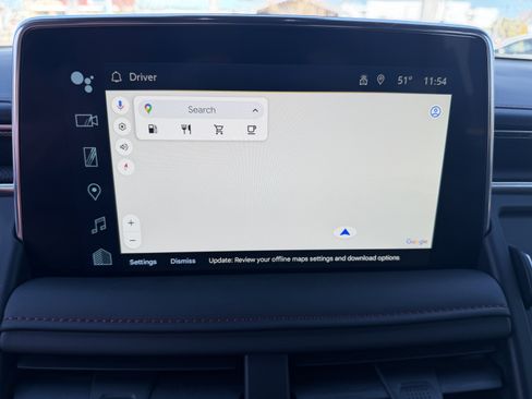 Used 2024 Chevrolet Suburban RST w/ Luxury Package image 25