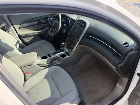 Used 2015 Chevrolet Malibu LS w/ Protection Package FWD image 9