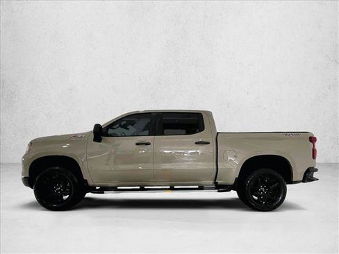 Used 2023 Chevrolet Silverado 1500 Custom Trail Boss AWD/4WD image 6