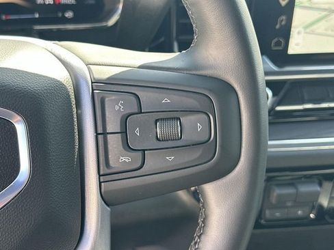 Used 2026 GMC Sierra 1500 SLT AWD/4WD image 36