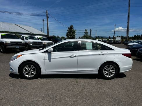 Used 2013 Hyundai Sonata GLS FWD image 6