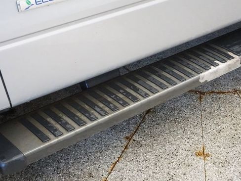 Used 2013 Ford F150 FX4 w/ Luxury Equipment Group image 17