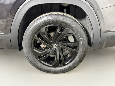 Used 2023 Volkswagen Atlas SE w/ Black Wheel Package AWD/4WD image 26