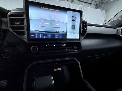 Certified 2024 Toyota Tundra Limited AWD/4WD image 15