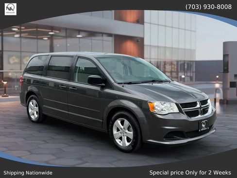 Used 2016 Dodge Grand Caravan SE w/ Quick Order Package 29E SE FWD image 2