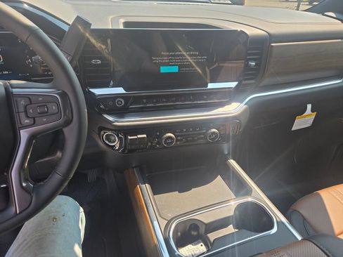 New 2026 Chevrolet Silverado 3500 High Country w/ High Country Premium Package AWD/4WD image 10