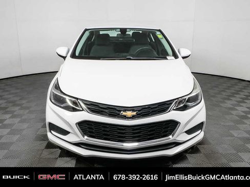 Used 2017 Chevrolet Cruze LT image 24