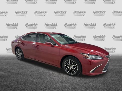 Used 2025 Lexus ES 350 w/ Premium Package image 2