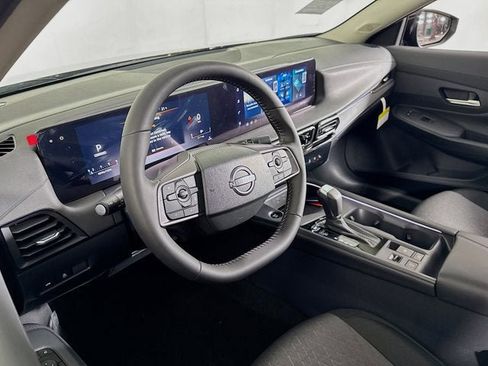 New 2026 Nissan Sentra SV image 9