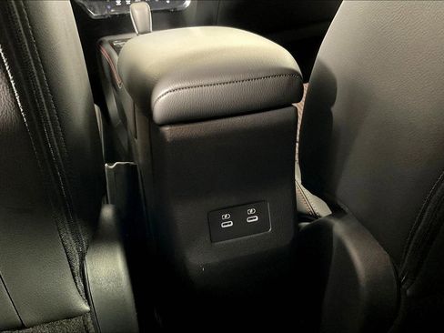 New 2025 Nissan Kicks SR image 27