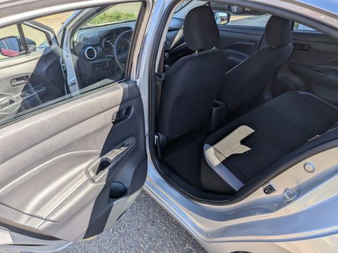 Used 2025 Nissan Versa S image 21