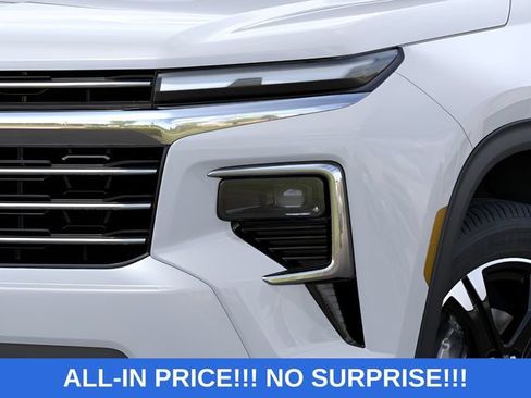 New 2027 Chevrolet Traverse LT w/ Sun and Wheel Package FWD image 20