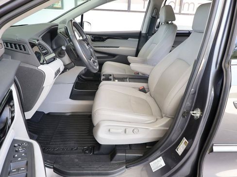 Used 2019 Honda Odyssey Elite image 13