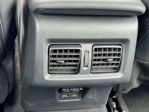Used 2025 Toyota Camry SE FWD image 20