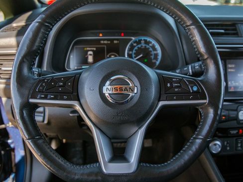 Used 2019 Nissan Leaf SL w/ SL Technology Package image 17