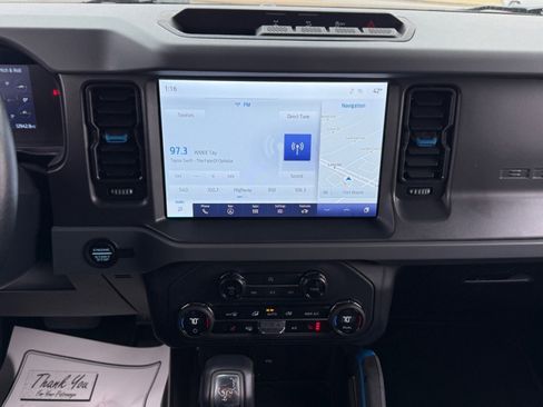 Used 2024 Ford Bronco Black Diamond image 27