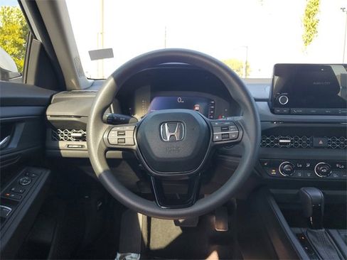 Certified 2023 Honda Accord EX image 30