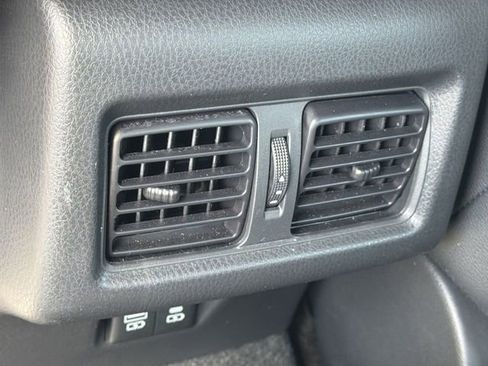 Used 2025 Toyota Camry SE FWD image 25