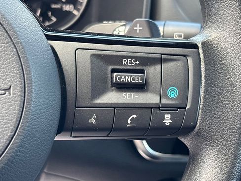 Certified 2023 Nissan Rogue SV image 26