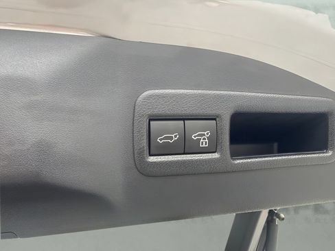 Used 2025 Subaru Solterra AWD/4WD image 28
