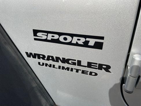 Used 2012 Jeep Wrangler Unlimited Sport w/ Black Appearance Group image 9