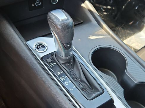 Used 2021 Nissan Altima 2.5 S FWD image 17